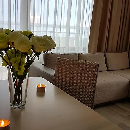 Bellamira Summerland Apartment *
